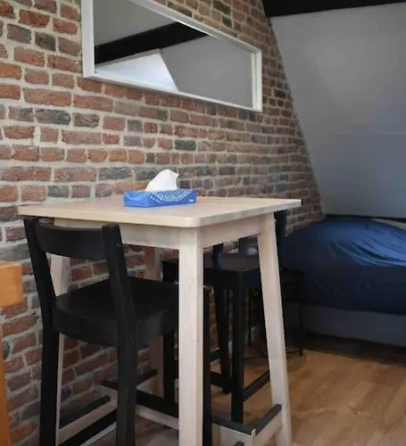 Апартаменты Au Coeur De Бетюн